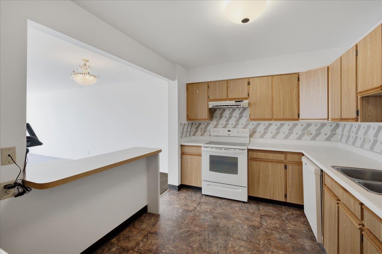 1506-615 Belmont Street, New Westminster, BC, V3M 6A1 - 11