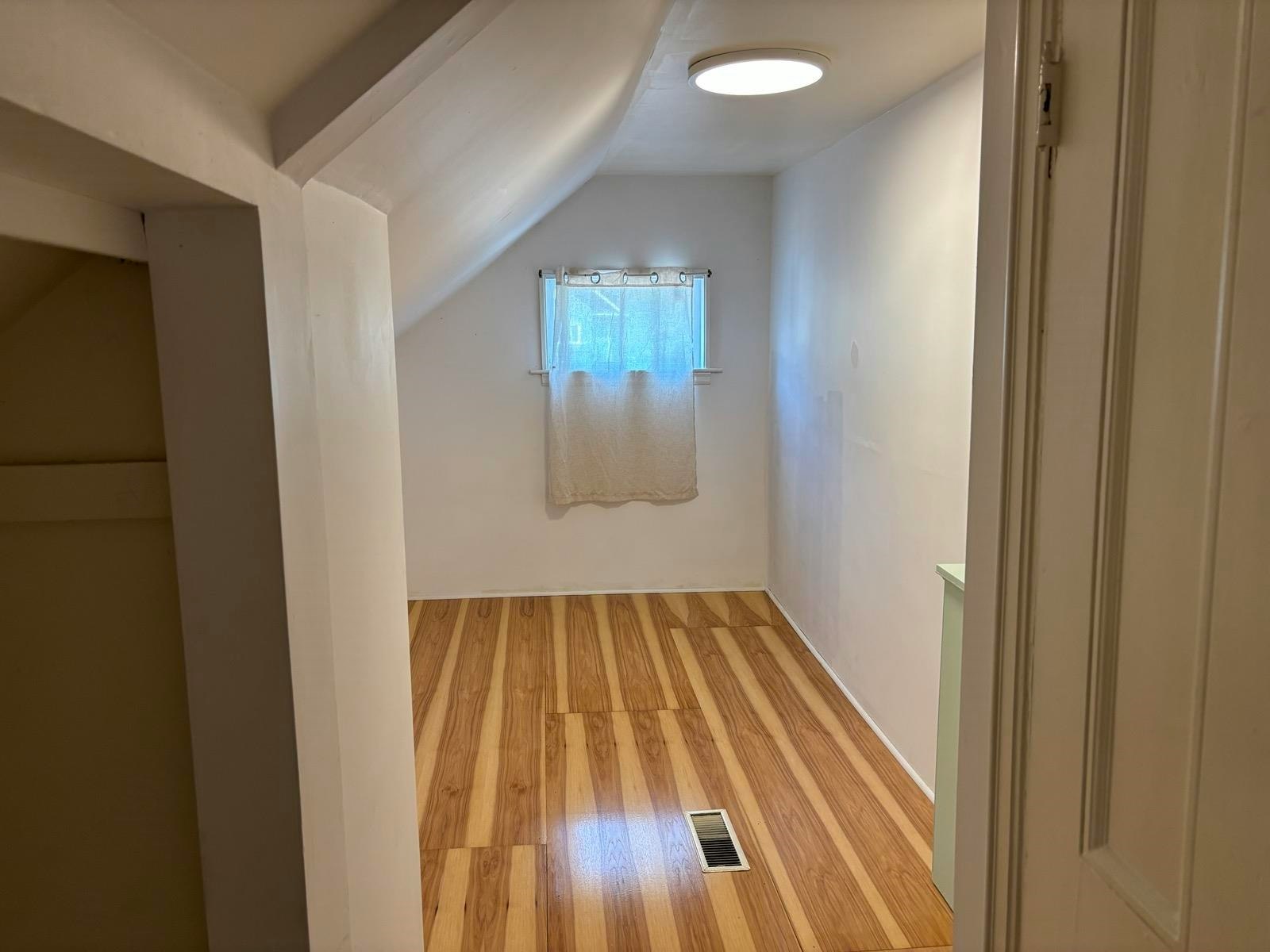 135 W 12th Avenue, Vancouver, BC, V5Y 1T6 - 10