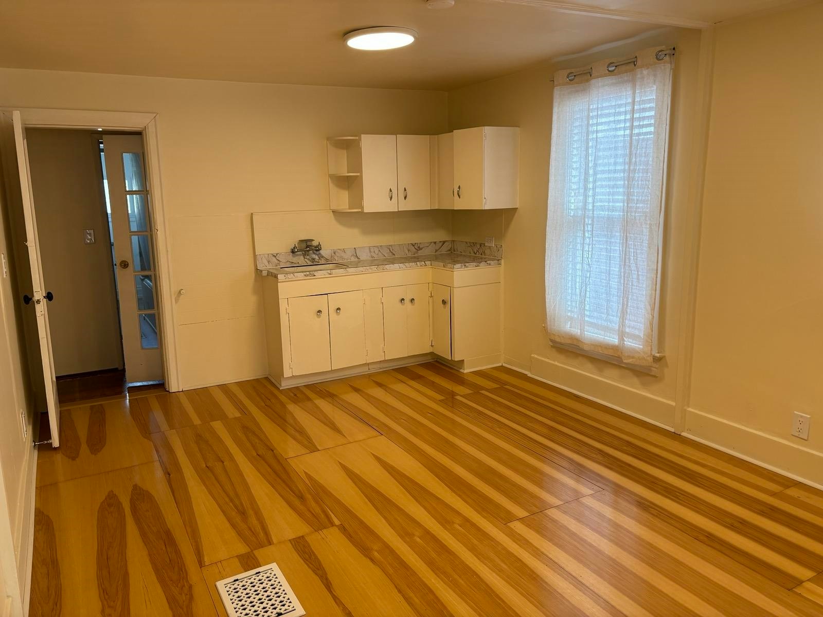 135 W 12th Avenue, Vancouver, BC, V5Y 1T6 - 17