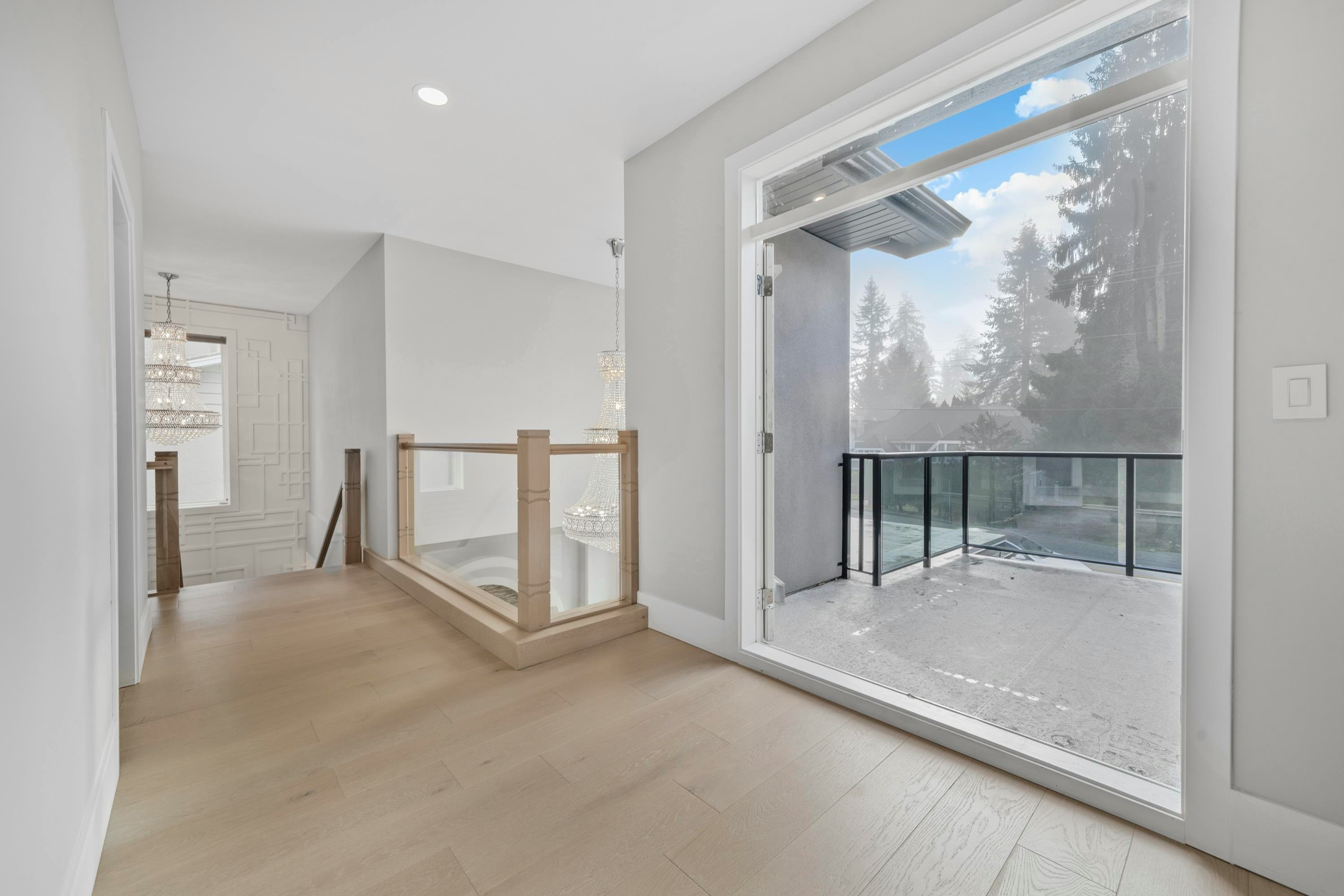 1211 Foster Avenue, Coquitlam, BC, V3J 2M8 - 12