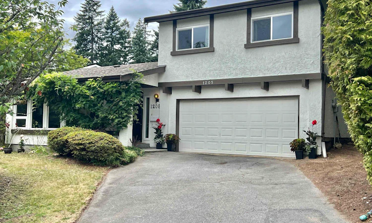 1205 Cypress Place