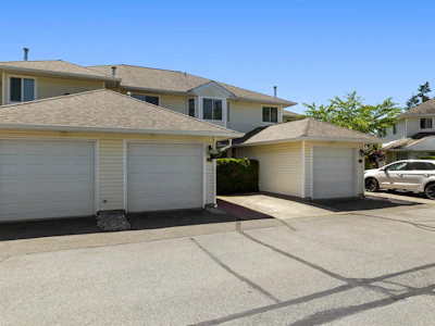 18-21928 48 Avenue - 3