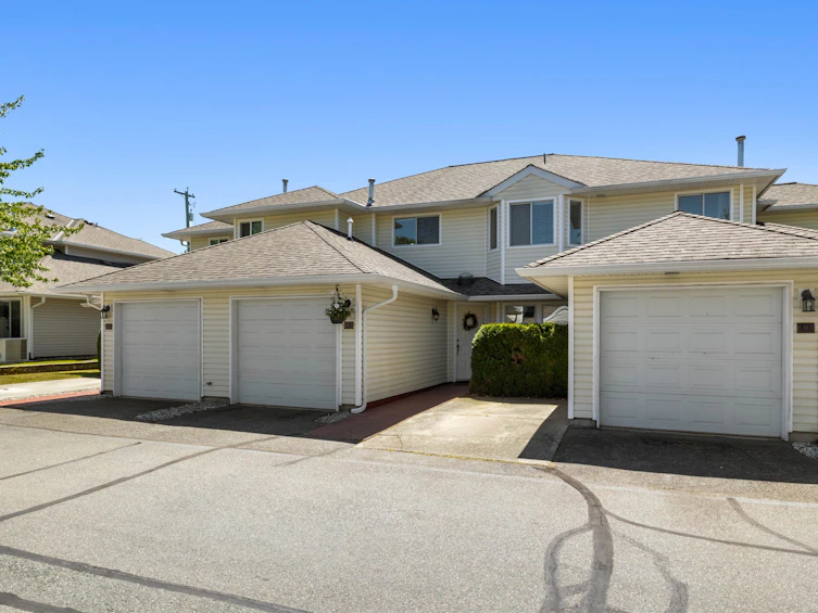 18-21928 48 Avenue, Langley, BC, V3A 8H1