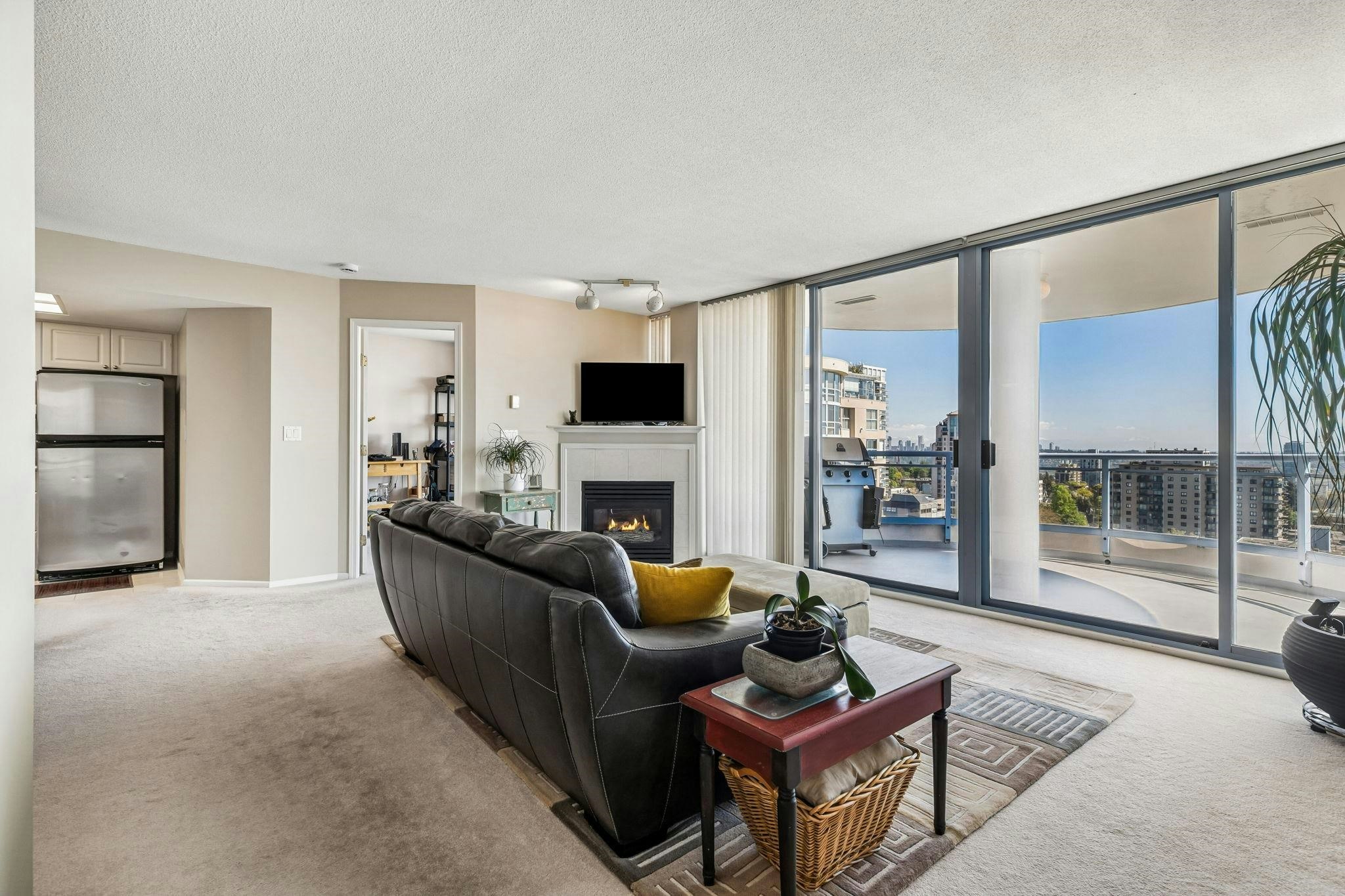 1604-739 Princess Street, New Westminster, BC, V3M 6V6 - 9