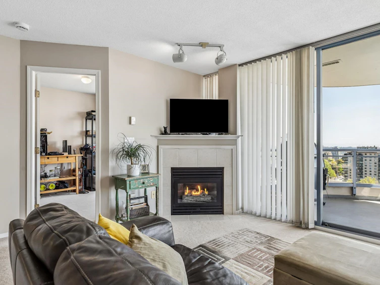 1604-739 Princess Street, New Westminster, BC, V3M 6V6 - 7