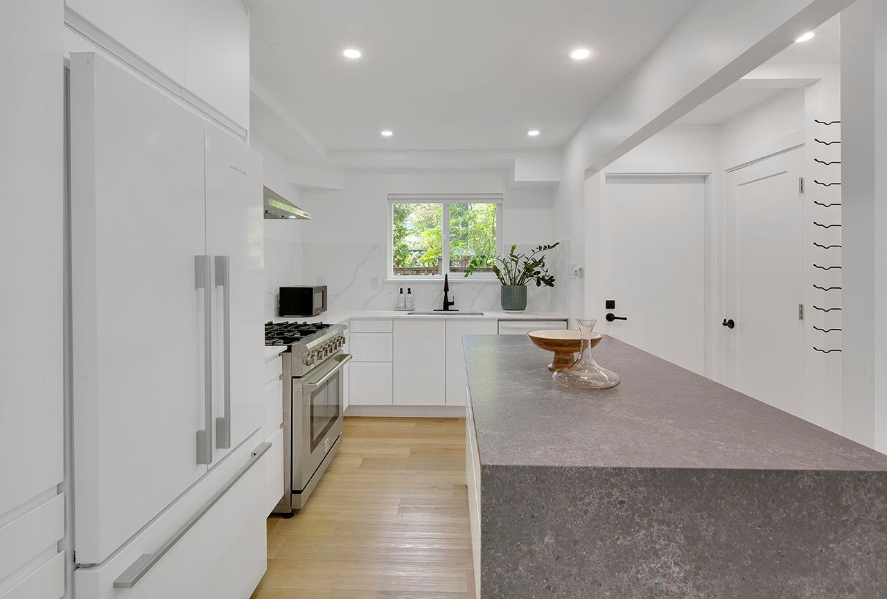 2977 W 6th Avenue, Vancouver, BC, V6K 1X4 - 19