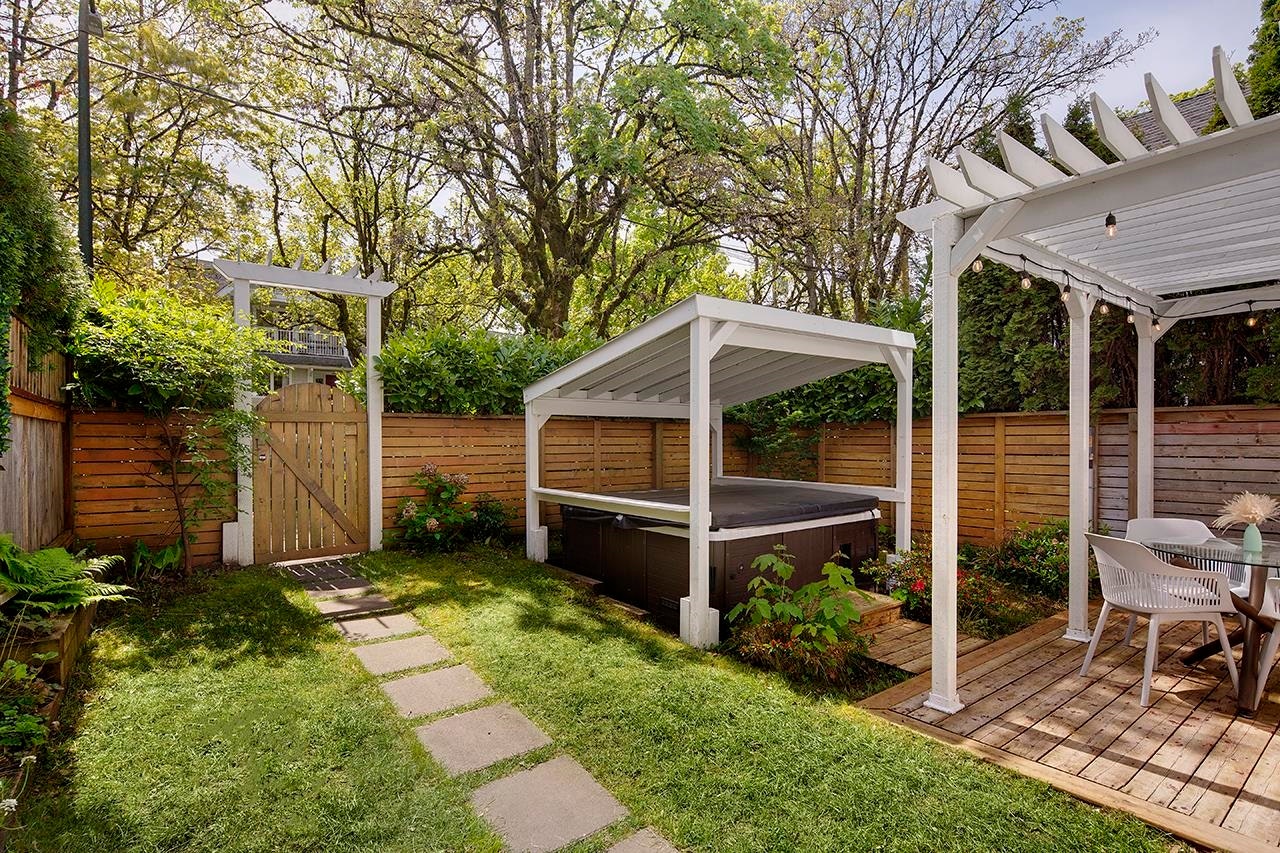 2977 W 6th Avenue, Vancouver, BC, V6K 1X4 - 6