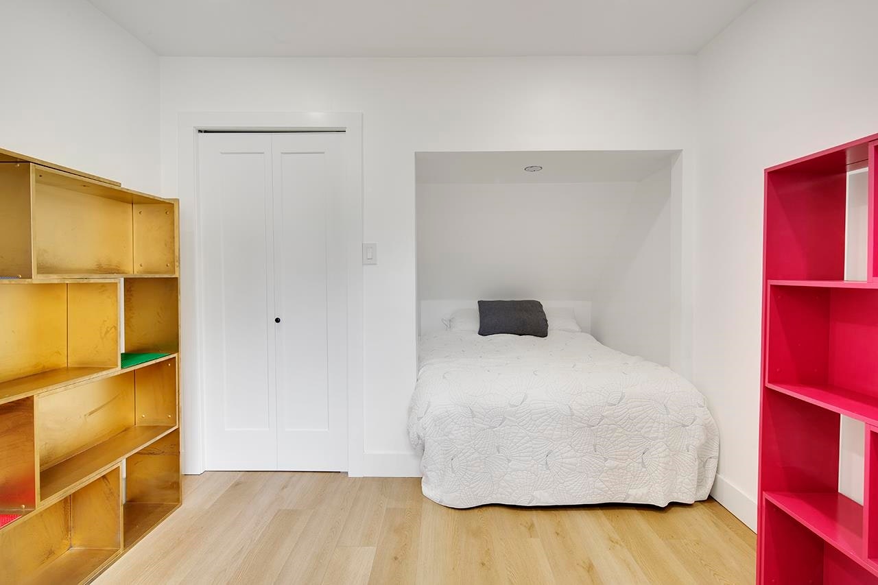 2977 W 6th Avenue, Vancouver, BC, V6K 1X4 - 32