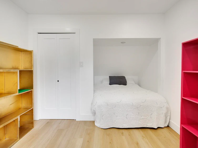 2977 W 6th Avenue, Vancouver, BC, V6K 1X4 - 32