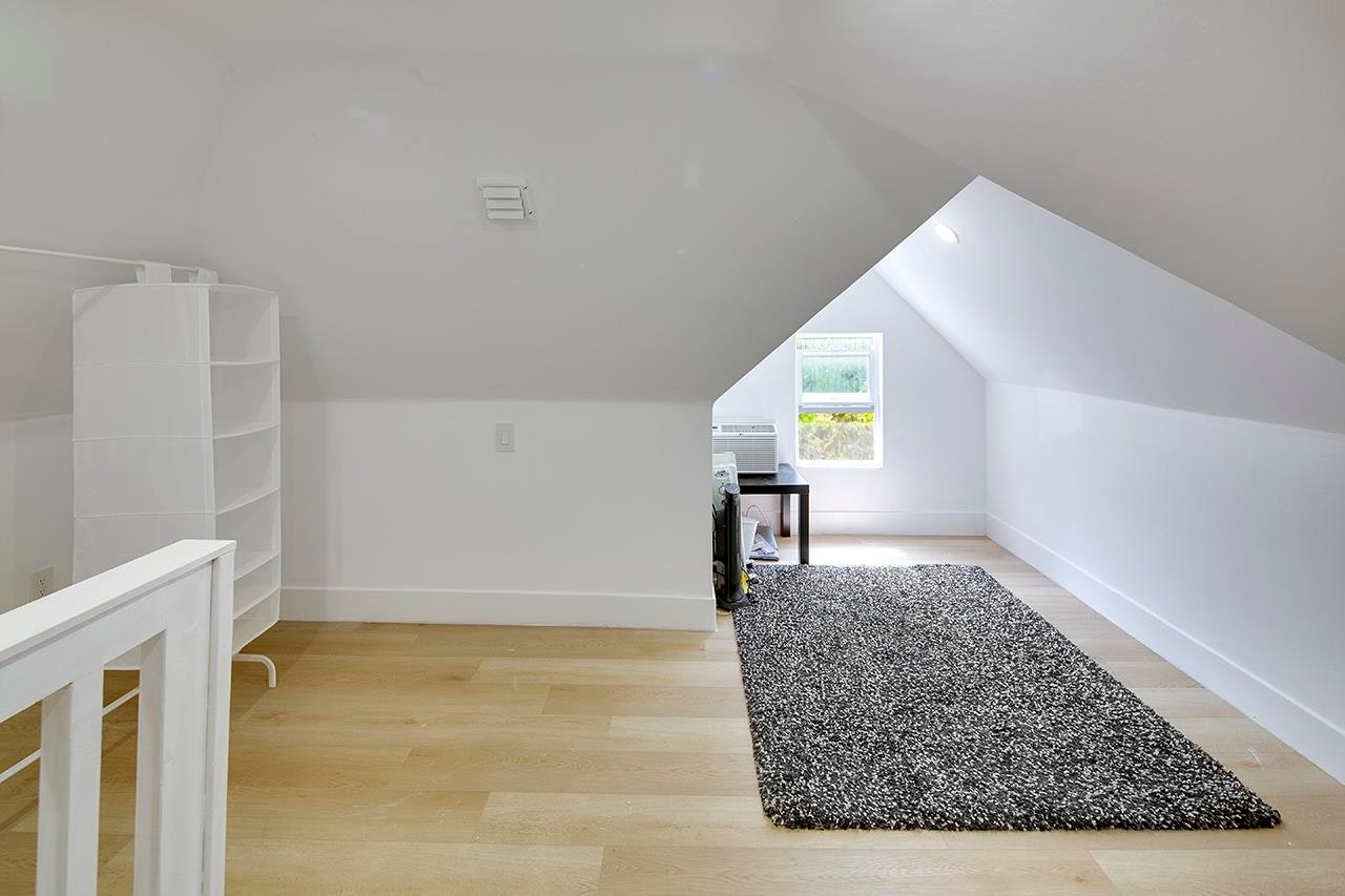 2977 W 6th Avenue, Vancouver, BC, V6K 1X4 - 35