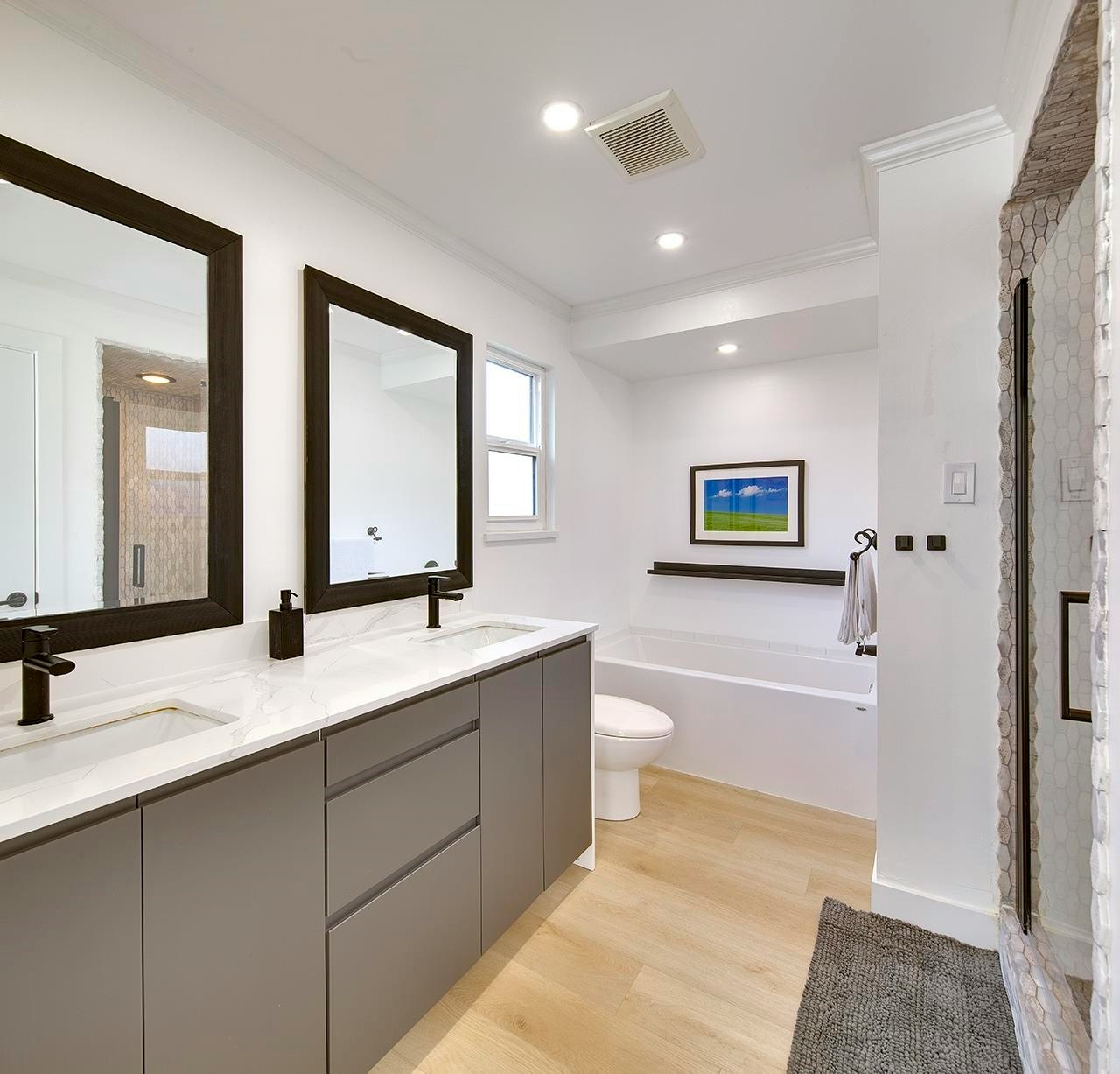 2977 W 6th Avenue, Vancouver, BC, V6K 1X4 - 31