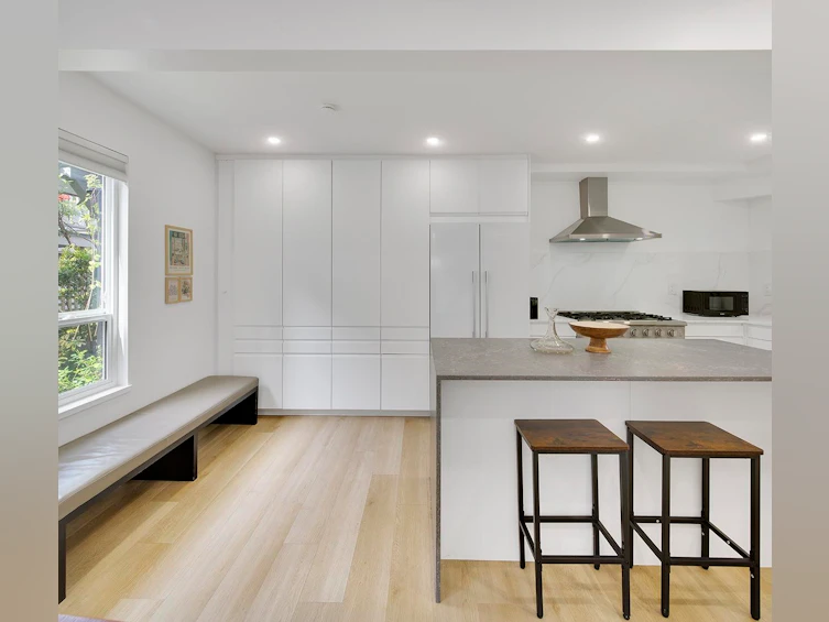 2977 W 6th Avenue, Vancouver, BC, V6K 1X4 - 18