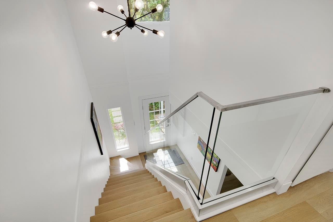 2977 W 6th Avenue, Vancouver, BC, V6K 1X4 - 25