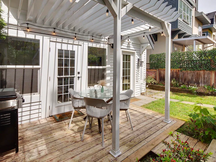 2977 W 6th Avenue, Vancouver, BC, V6K 1X4 - 4