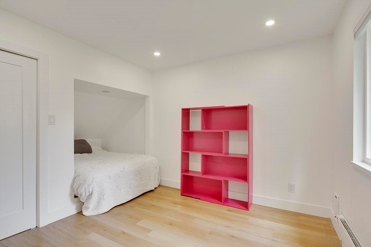 2977 W 6th Avenue, Vancouver, BC, V6K 1X4 - 33