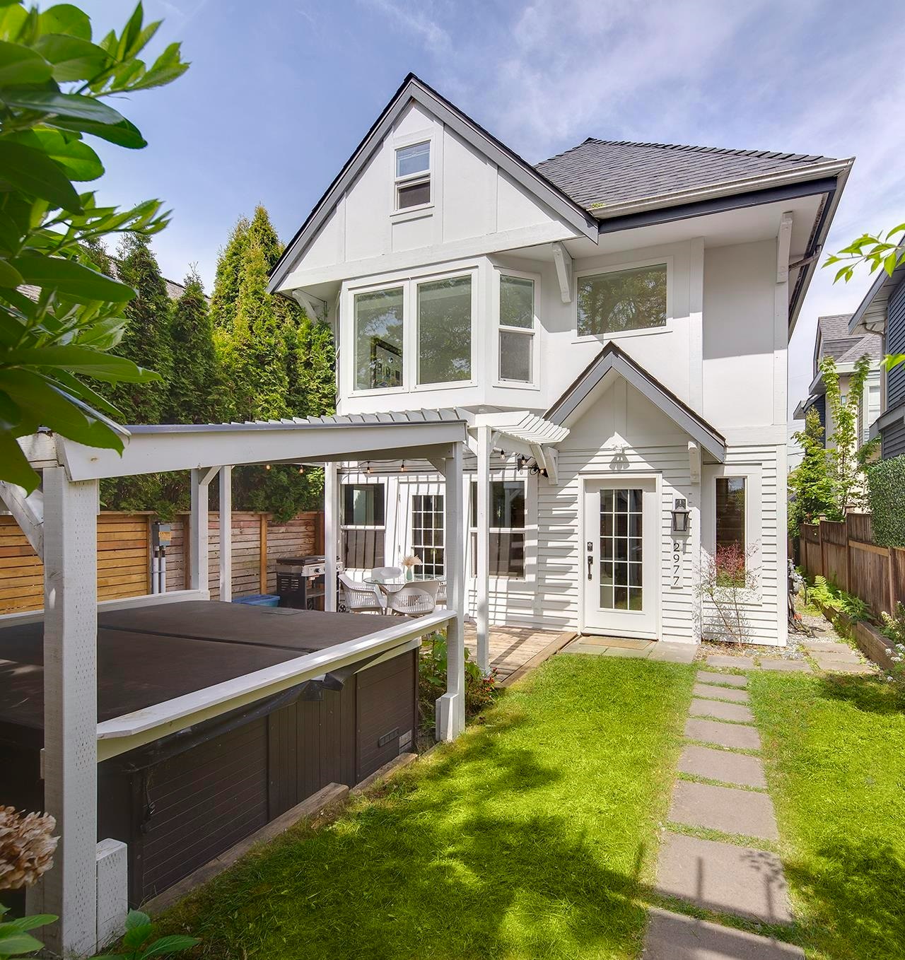 2977 W 6th Avenue, Vancouver, BC, V6K 1X4