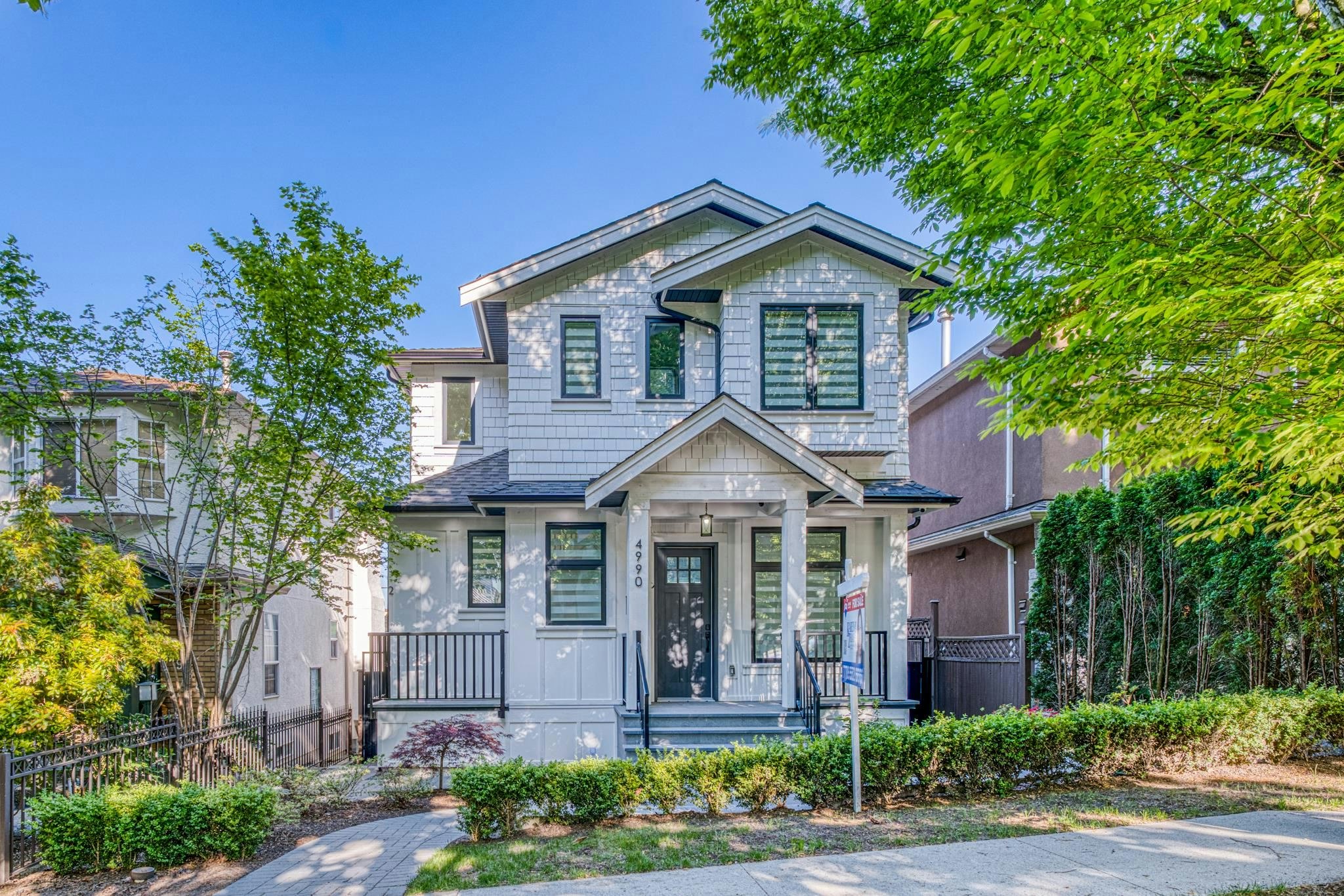 4990 Sherbrooke Street, Vancouver, BC, V5W 3M2