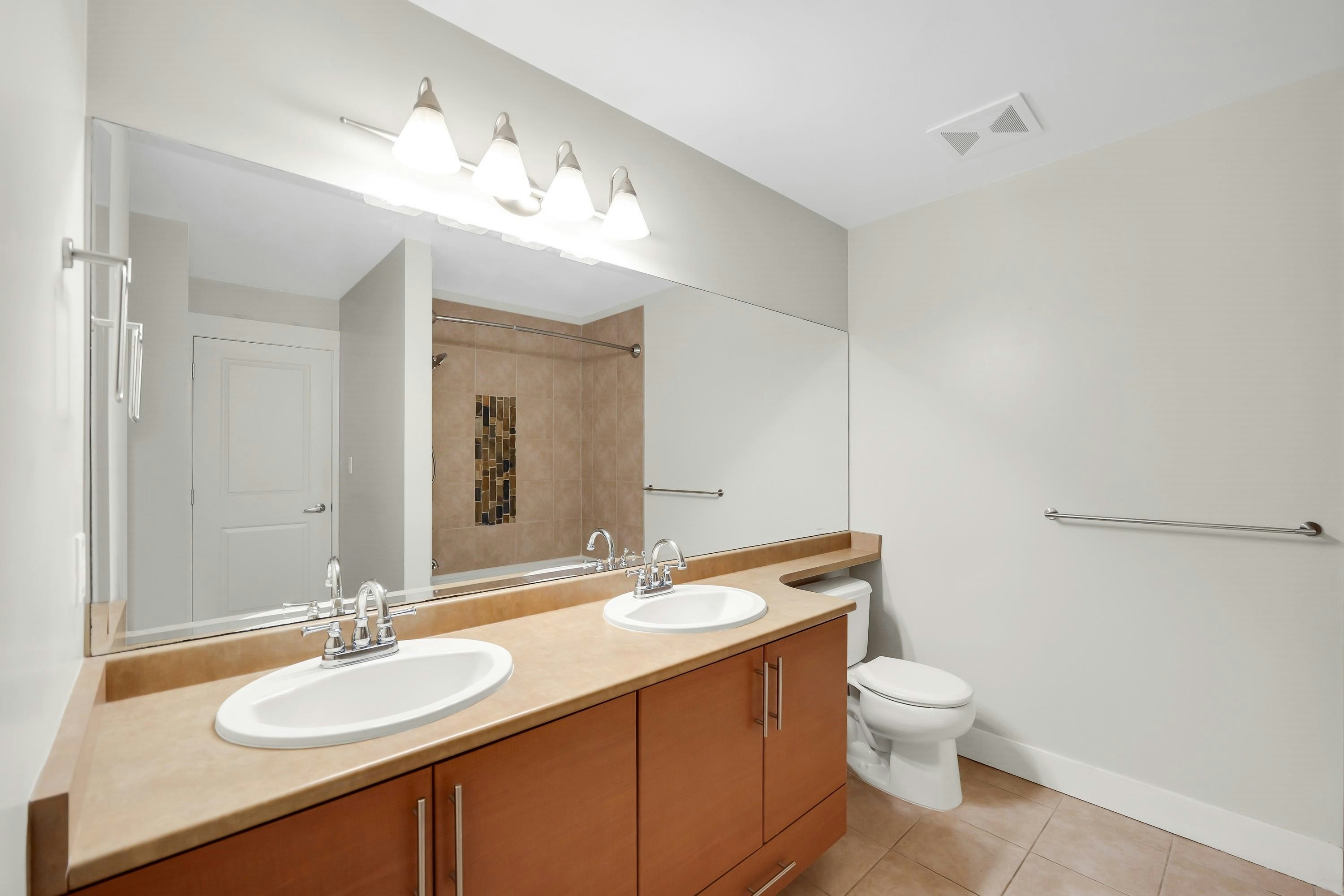305-1211 Village Green Way, Squamish, BC, V8B 0R7 - 13