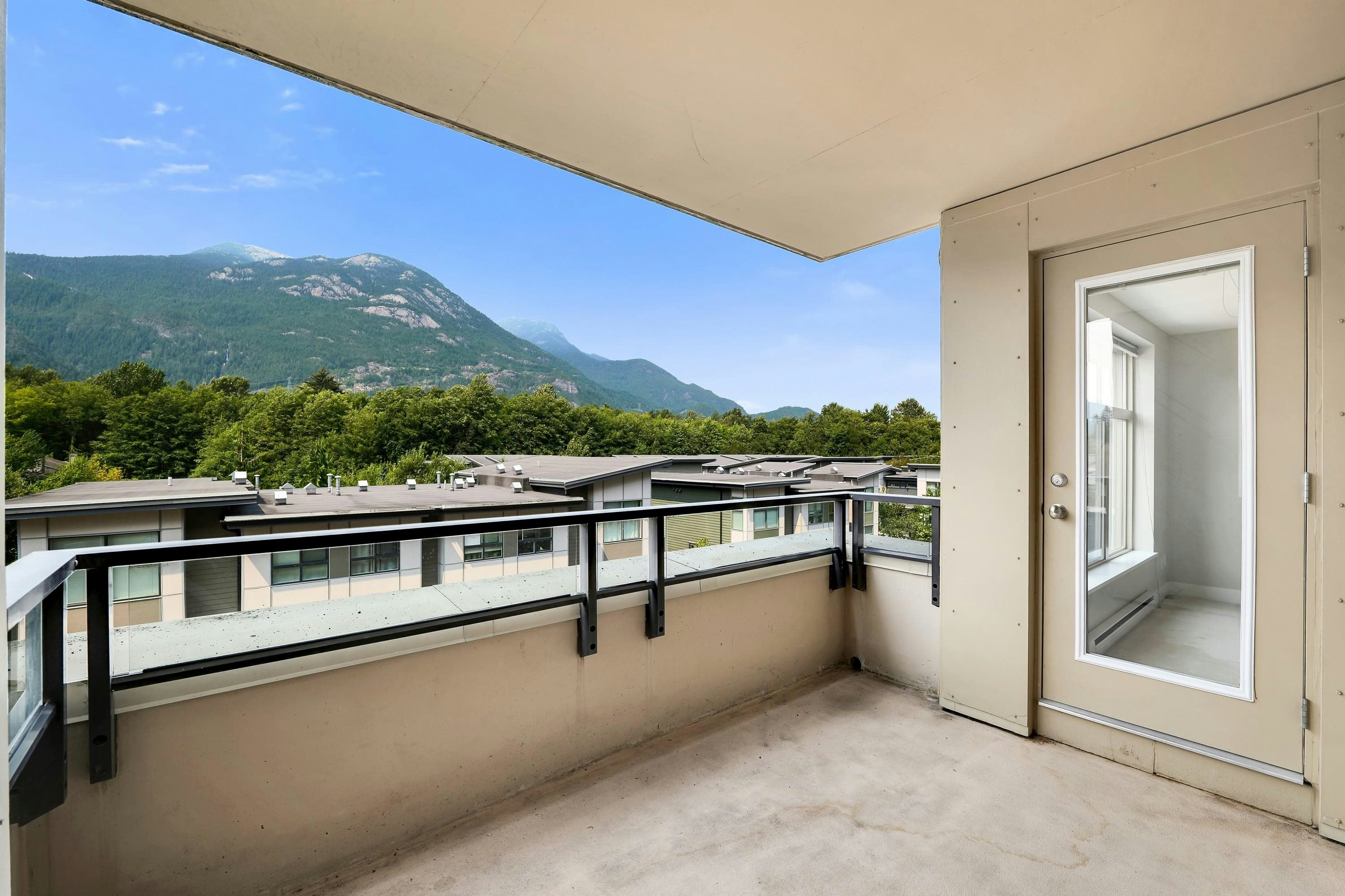 305-1211 Village Green Way, Squamish, BC, V8B 0R7 - 22