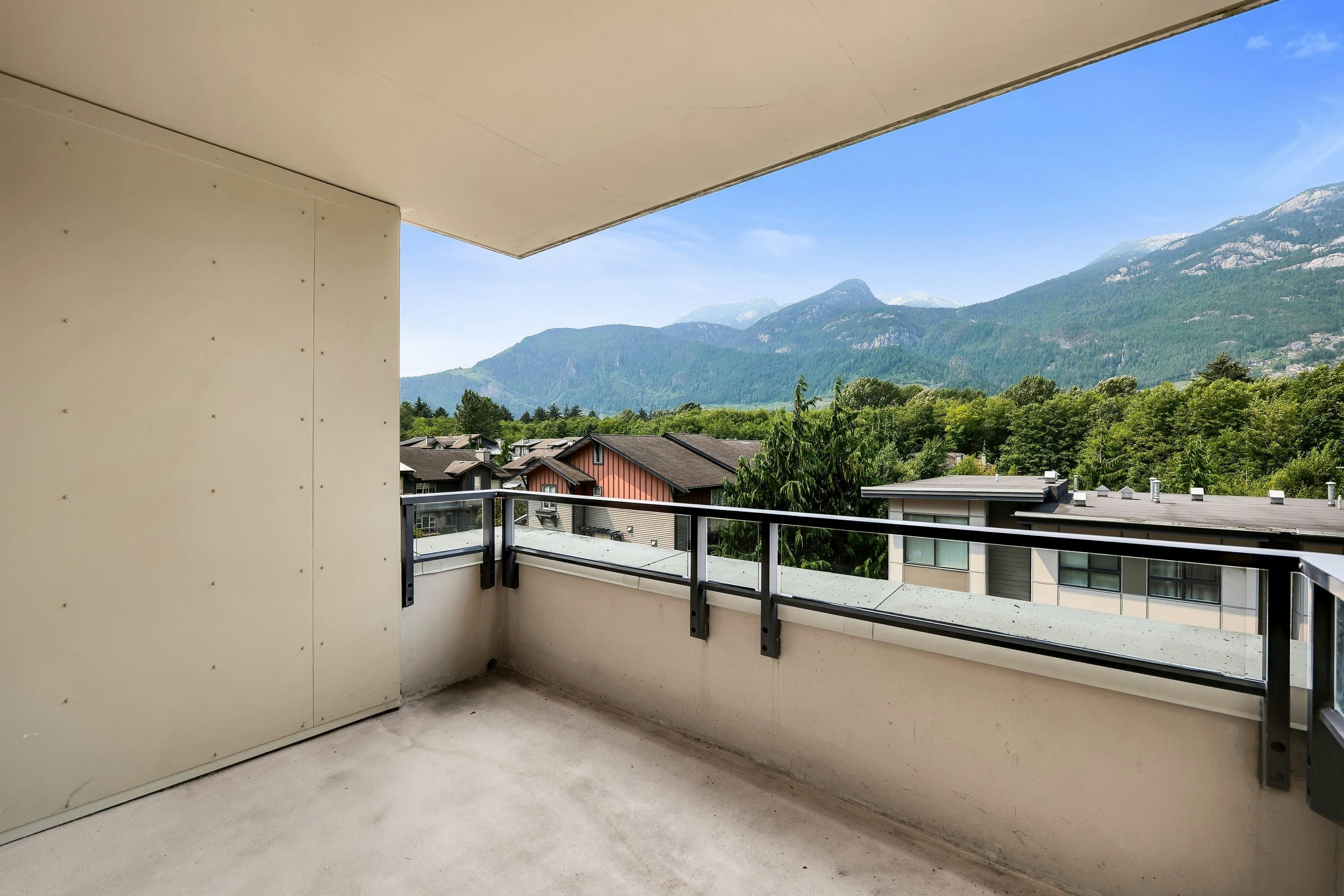 305-1211 Village Green Way, Squamish, BC, V8B 0R7 - 20