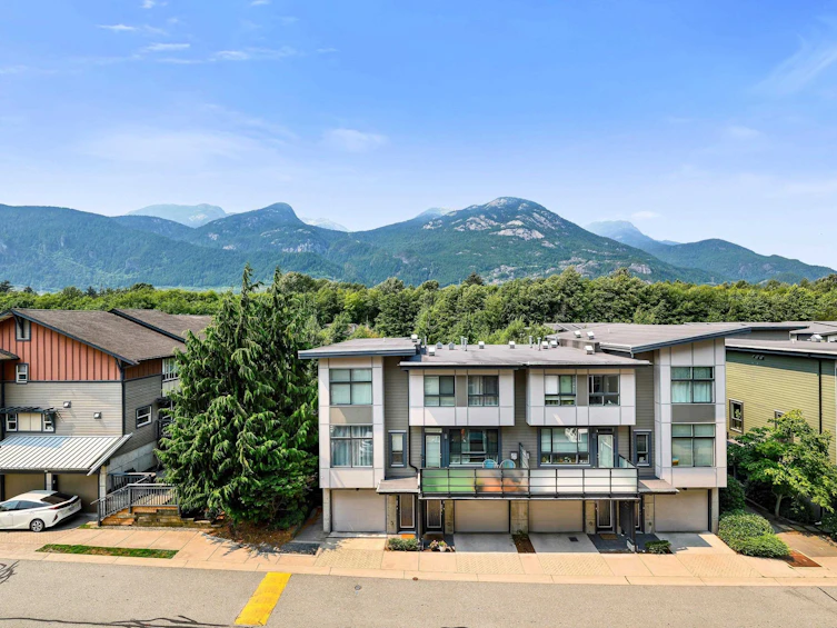 305-1211 Village Green Way, Squamish, BC, V8B 0R7 - 30