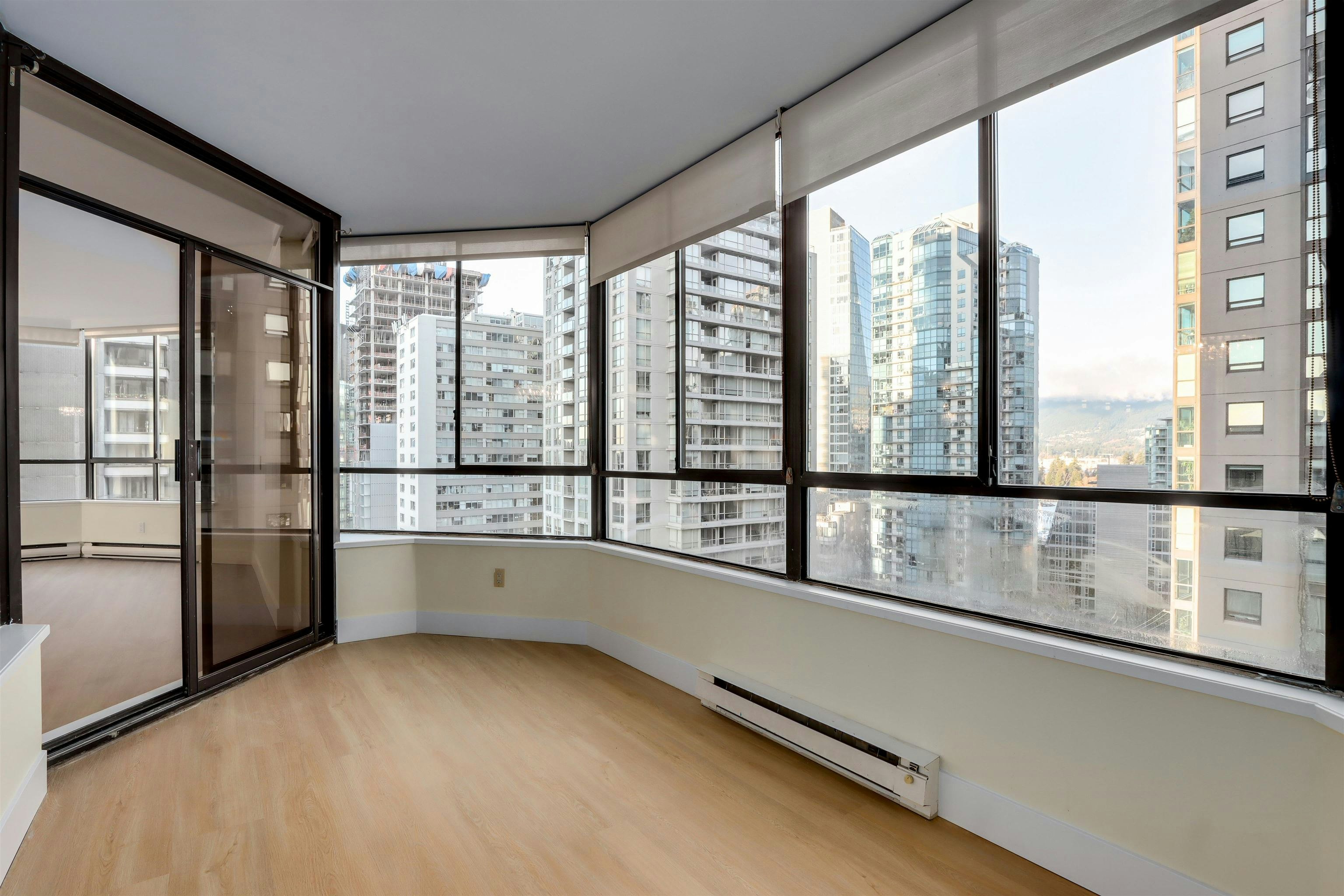 701-738 Broughton Street, Vancouver, BC, V6G 3A7 - 10
