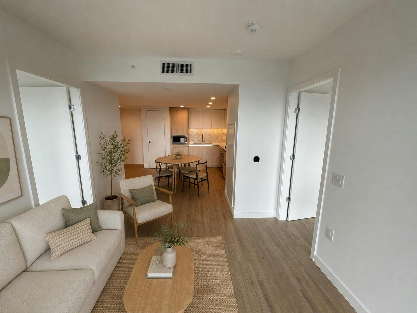 3404-2135 Springer Ave, Burnaby, BC, V5B 0C1 - 4
