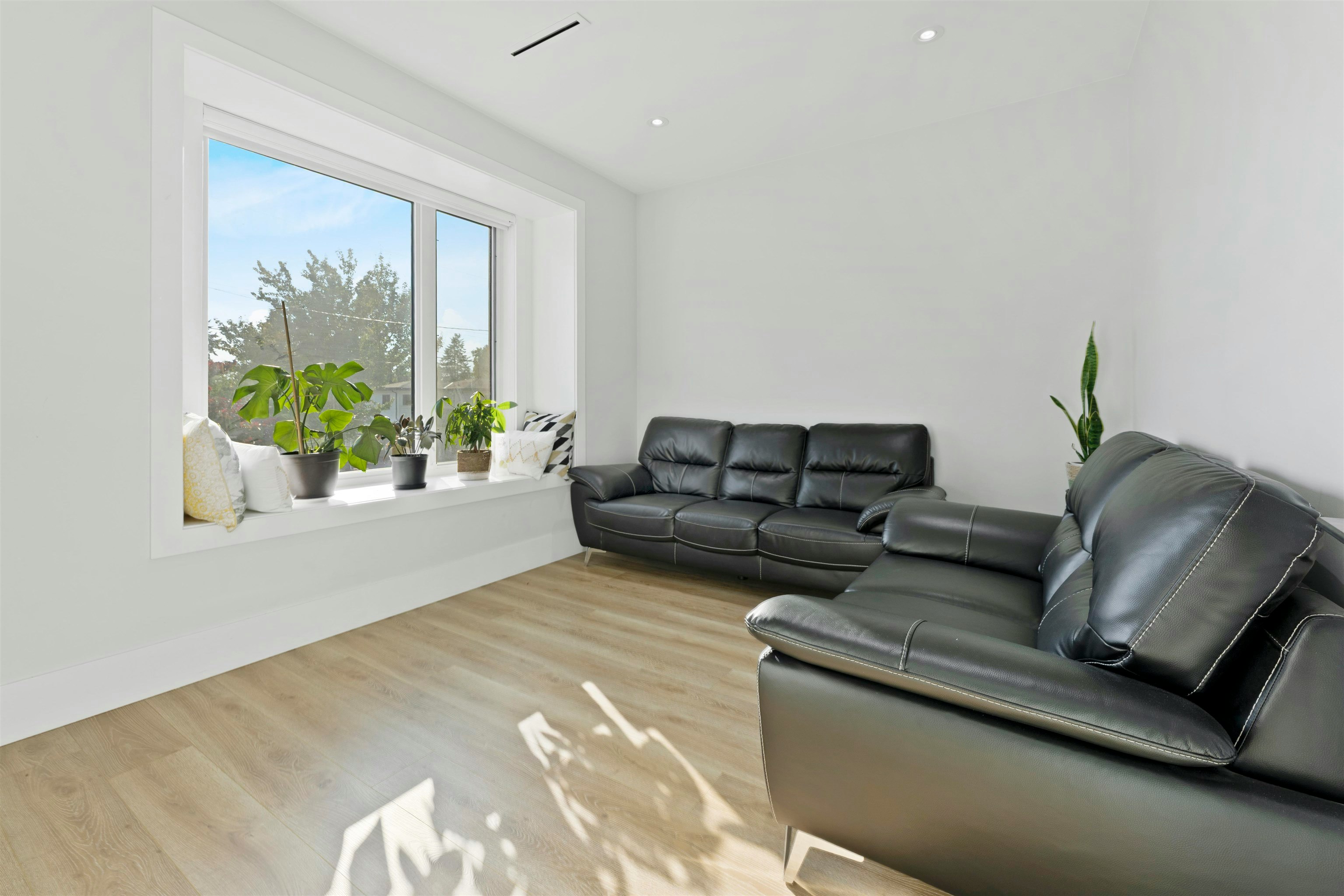 10108 Mary Drive, Surrey, BC, V3V 3B7 - 12
