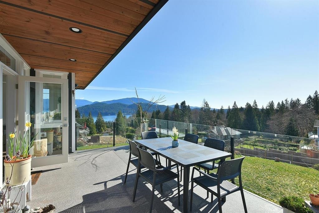 605 Woodland Avenue, Gibsons, BC, V0N 1V1 - 13