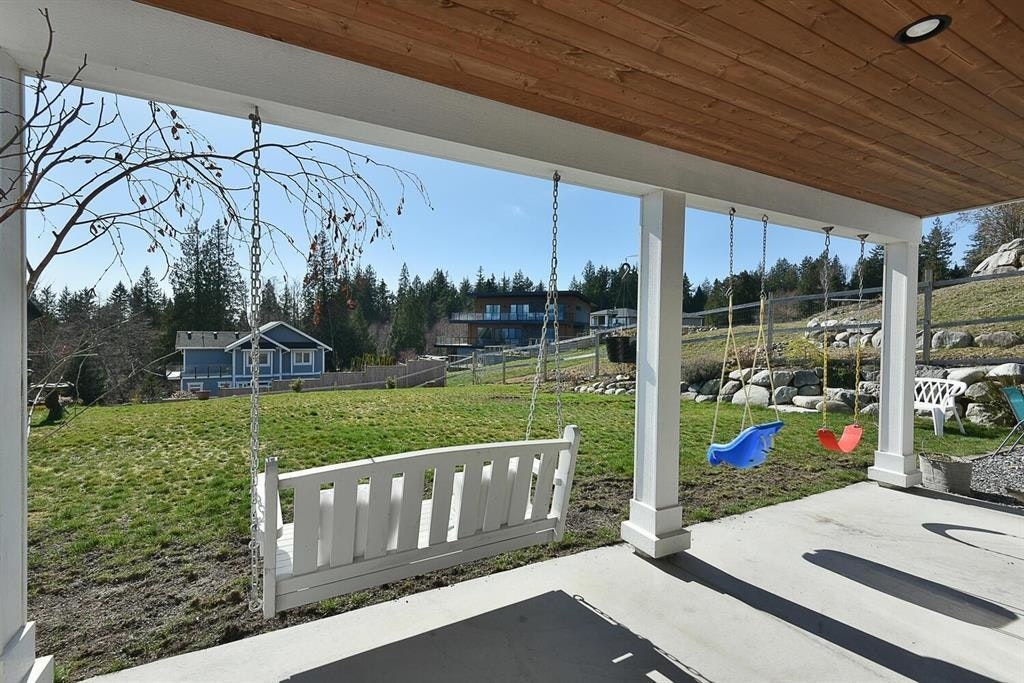 605 Woodland Avenue, Gibsons, BC, V0N 1V1 - 23