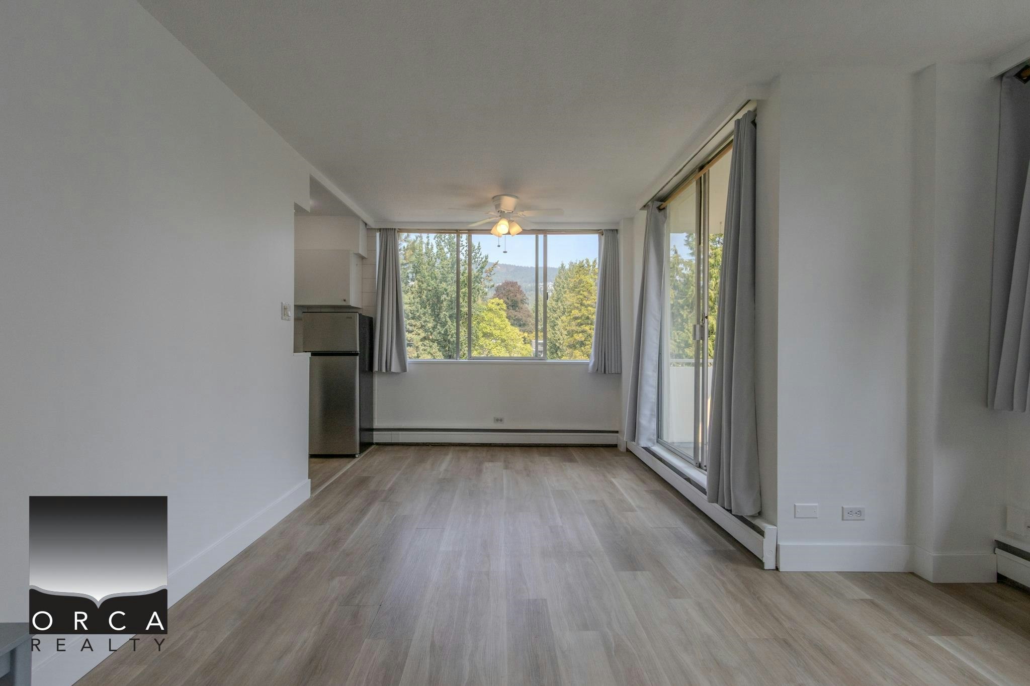 701-1785 Esquimalt Avenue, West Vancouver, BC, V7V 1R7 - 3