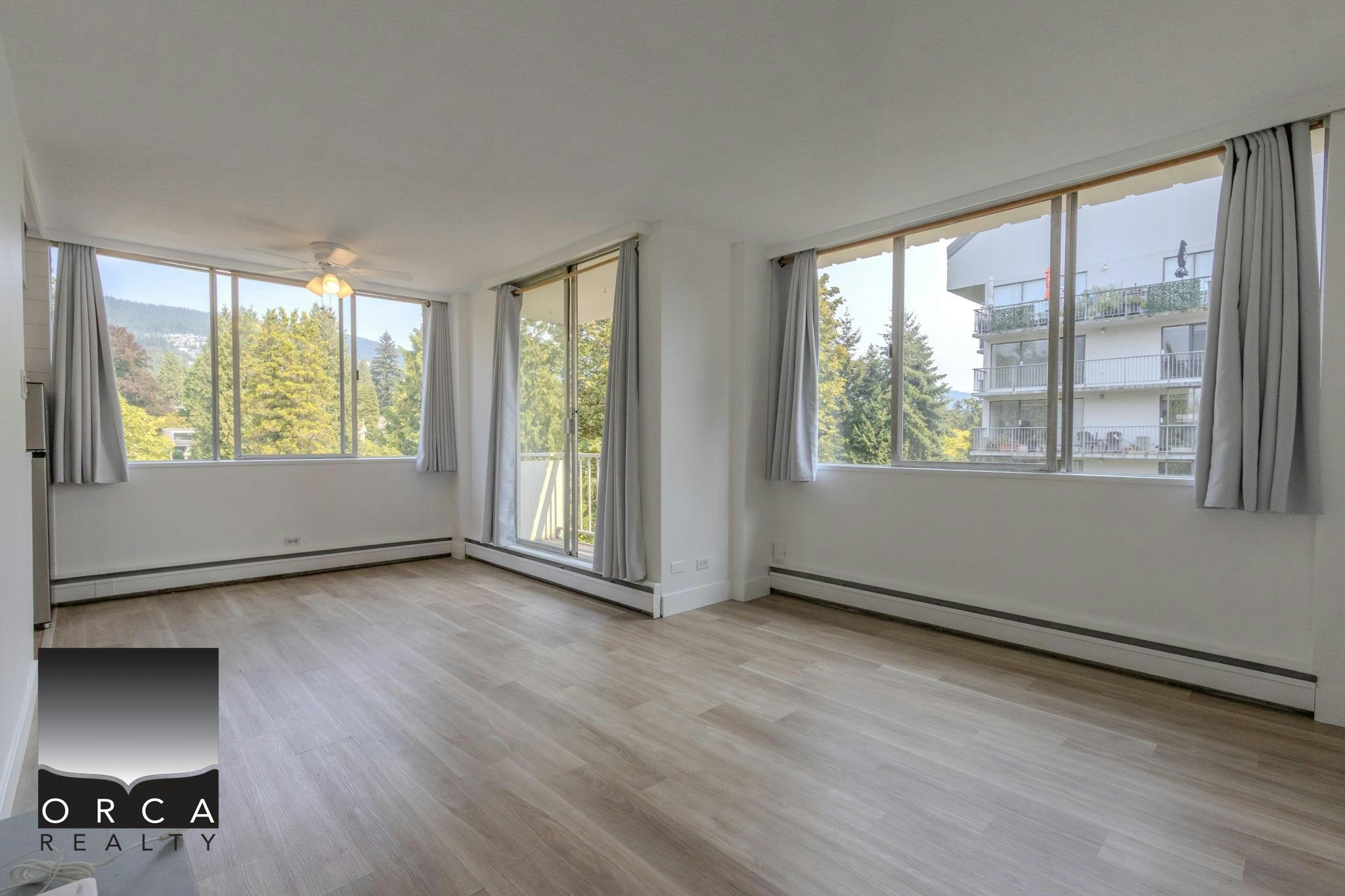 701-1785 Esquimalt Avenue, West Vancouver, BC, V7V 1R7 - 16