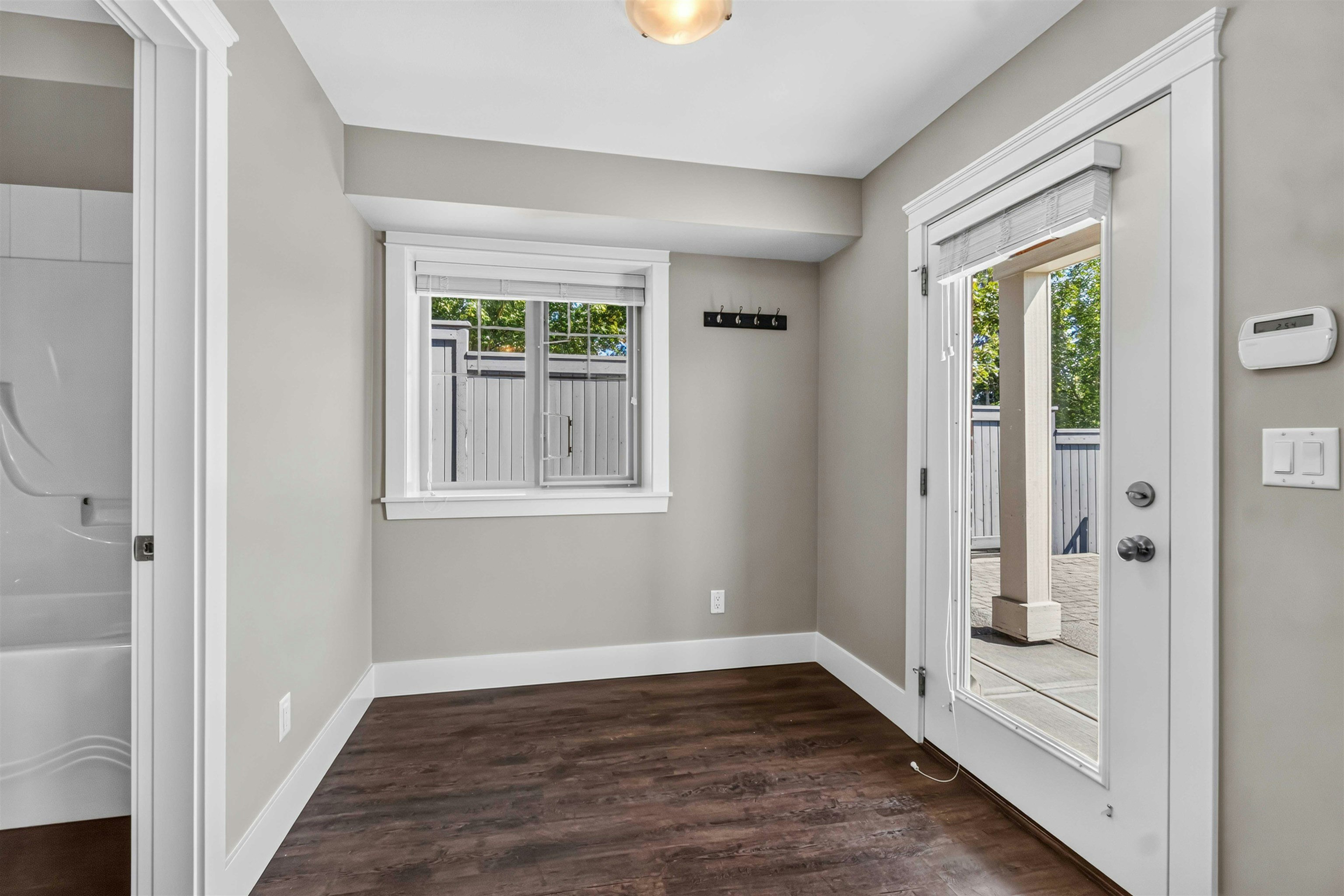 108-3416 Roxton Avenue, Coquitlam, BC, V3B 0G7 - 26