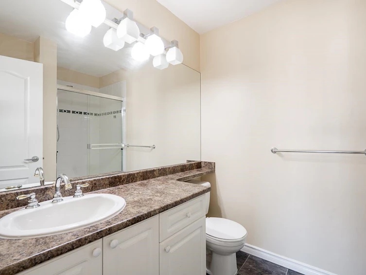 401-15220 Guildford Drive, Surrey, BC, V3R 0Y6 - 20