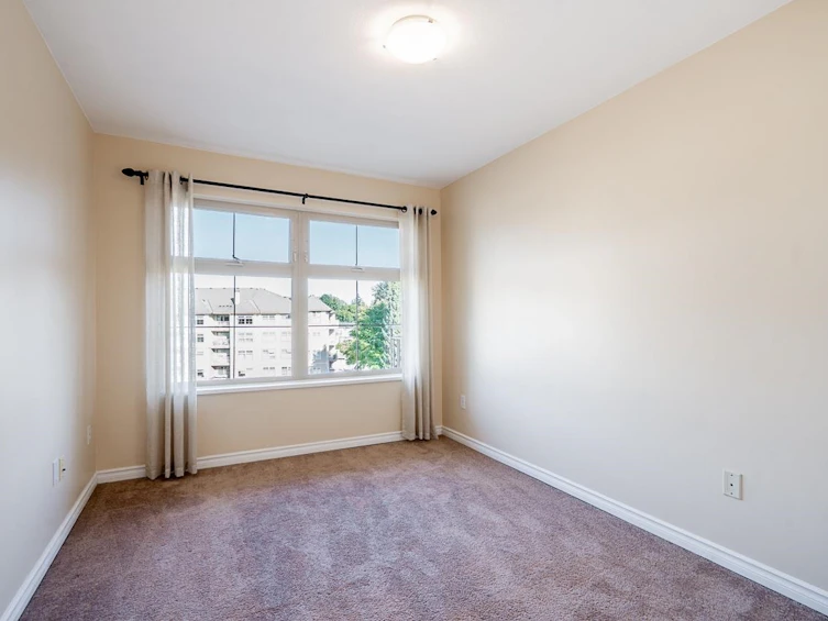 401-15220 Guildford Drive, Surrey, BC, V3R 0Y6 - 22