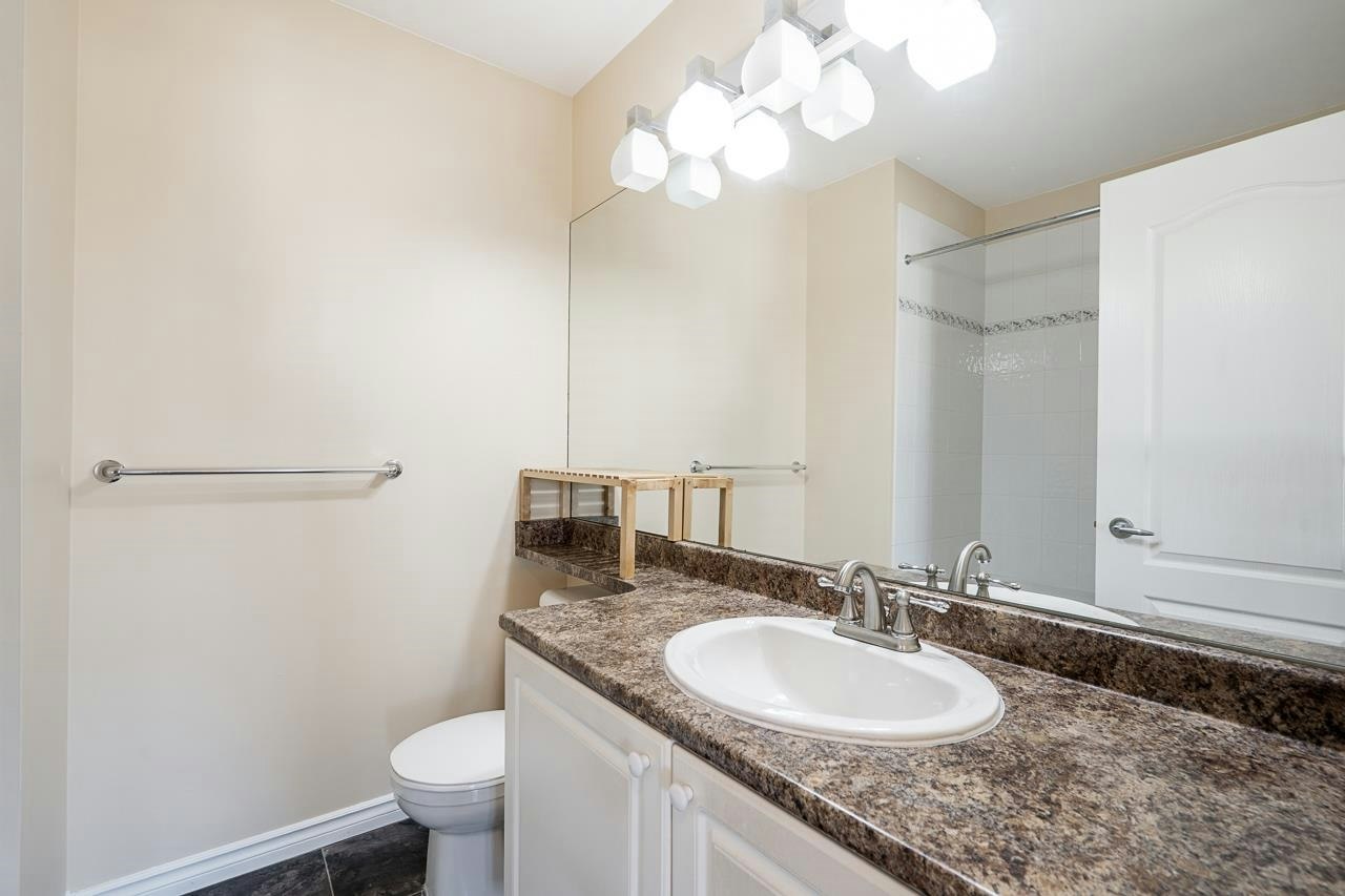 401-15220 Guildford Drive, Surrey, BC, V3R 0Y6 - 24