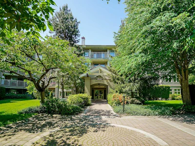 401-15220 Guildford Drive - 2