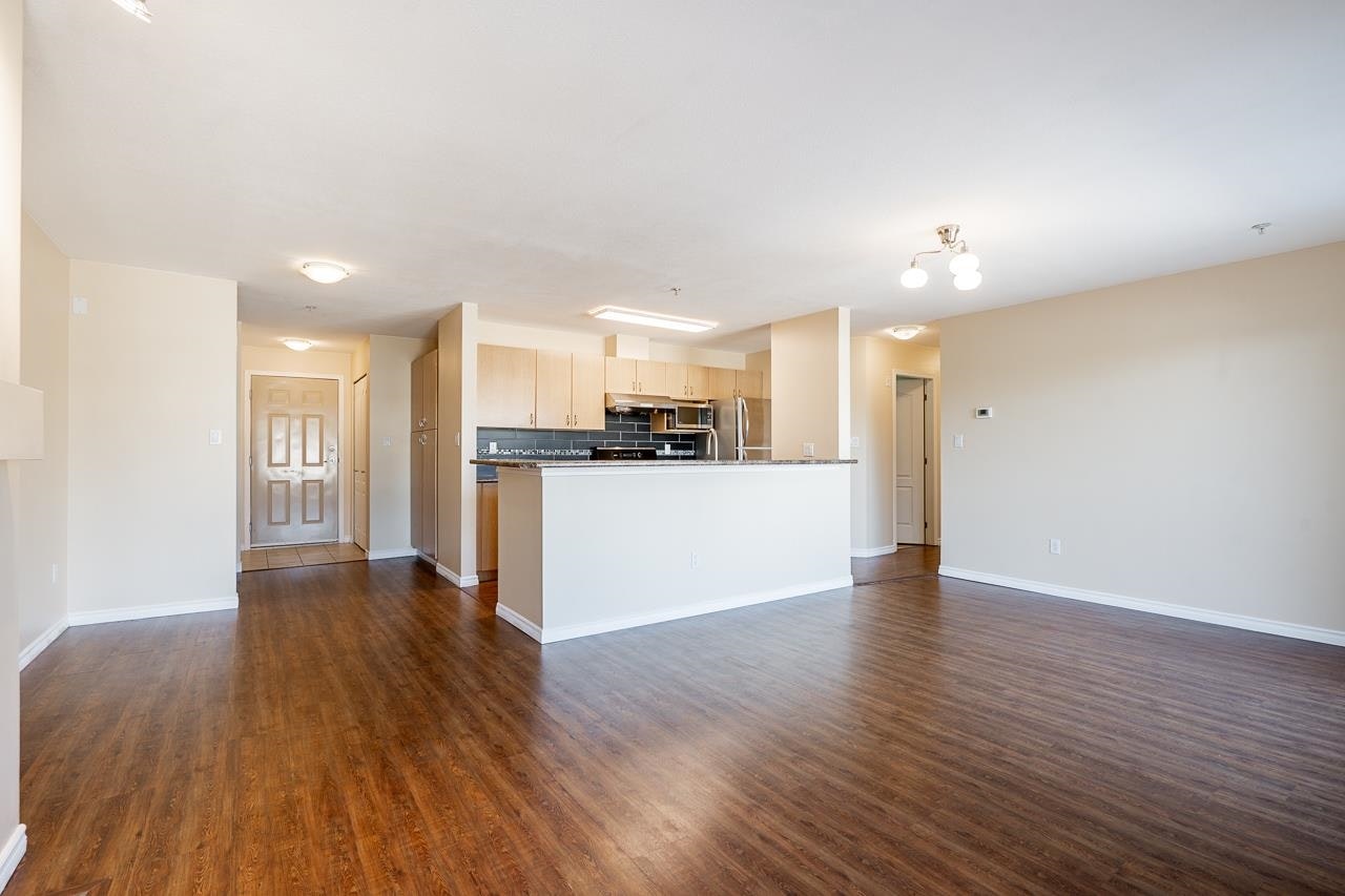 401-15220 Guildford Drive - 2