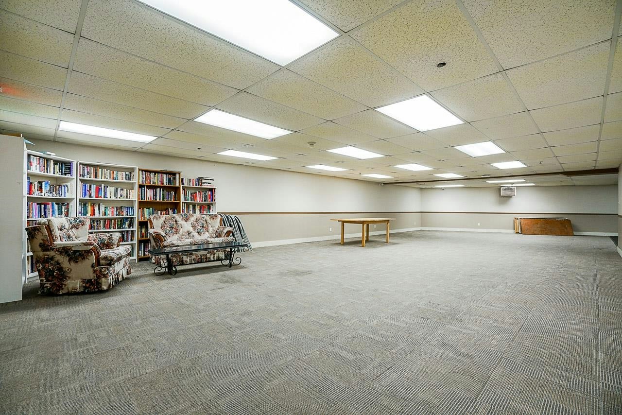 401-15220 Guildford Drive, Surrey, BC, V3R 0Y6 - 32