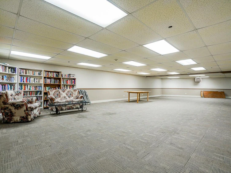 401-15220 Guildford Drive, Surrey, BC, V3R 0Y6 - 32
