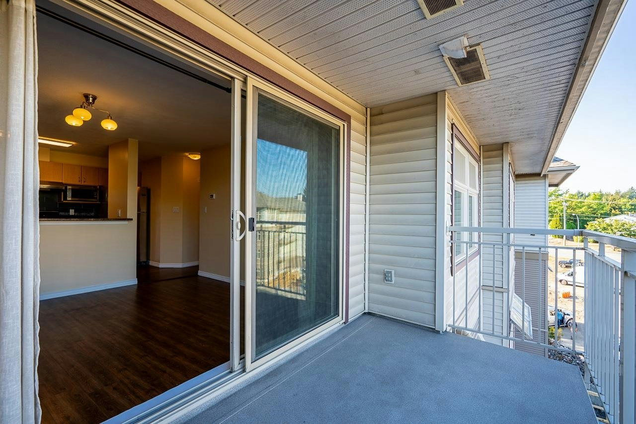 401-15220 Guildford Drive, Surrey, BC, V3R 0Y6 - 28