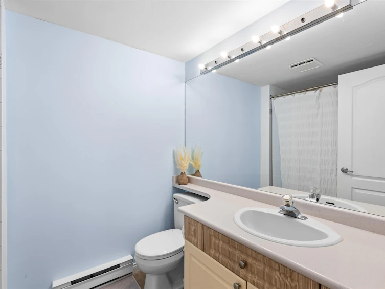 206-20433 53 Avenue, Langley, BC, V3A 7A6 - 19