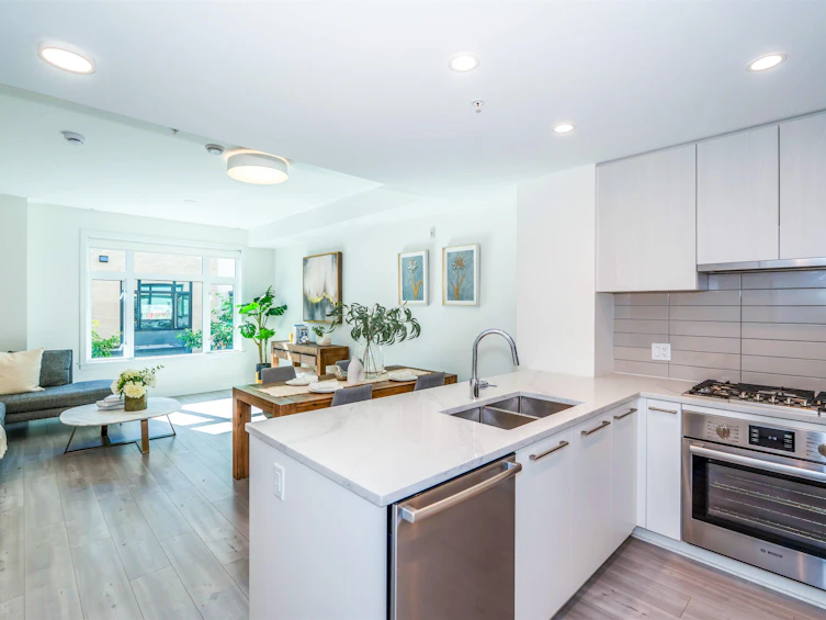 259-2035 Glenaire Drive, North Vancouver, BC, V7P 1Y3 - 6