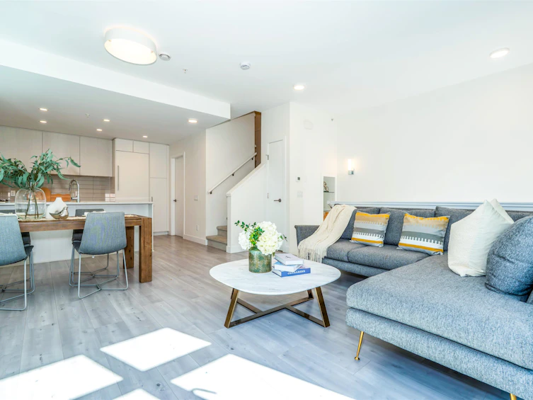 259-2035 Glenaire Drive, North Vancouver, BC, V7P 1Y3 - 2