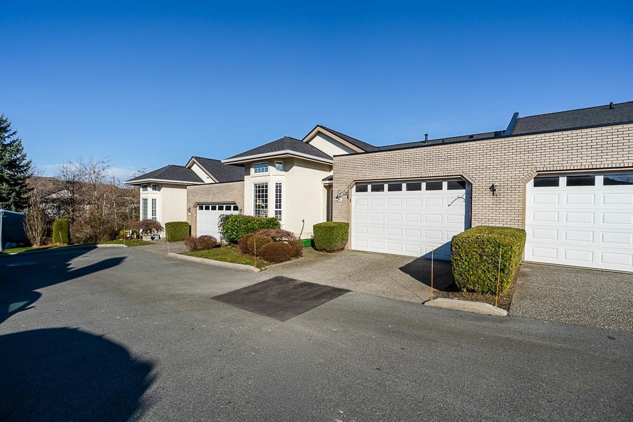 16-31450 Spur Avenue, Abbotsford, BC, V2T 5M3