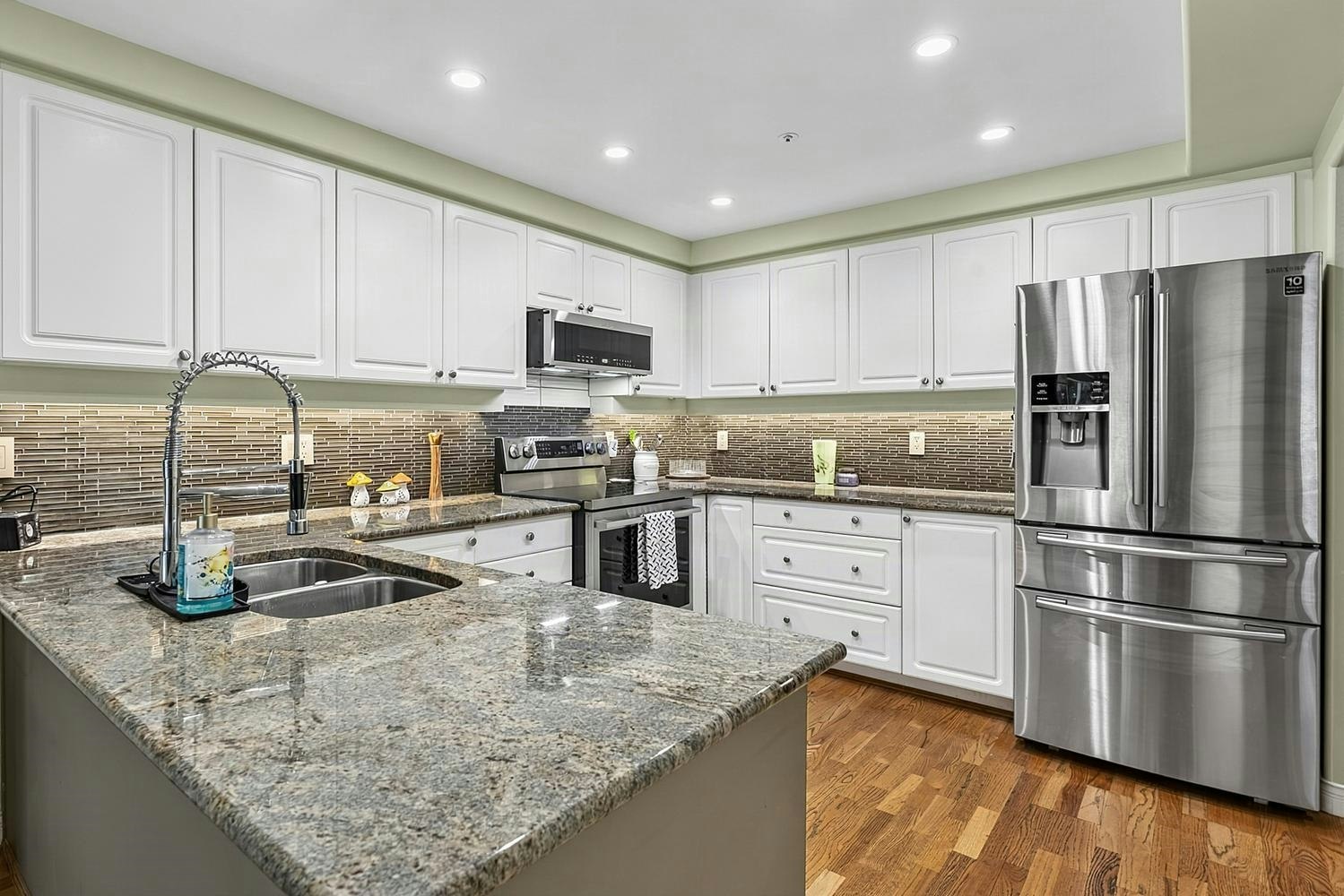 203-1725 128 Street, Surrey, BC, V4A 3V2 - 15