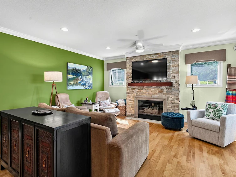 203-1725 128 Street, Surrey, BC, V4A 3V2 - 6