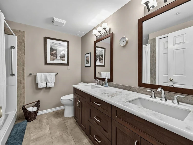 203-1725 128 Street, Surrey, BC, V4A 3V2 - 18