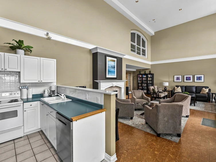 203-1725 128 Street, Surrey, BC, V4A 3V2 - 31