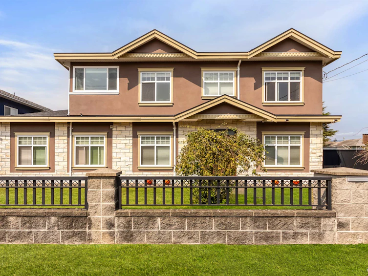 6643 Imperial Street, Burnaby, BC, V5E 1M9